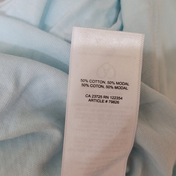 Aritzia tshirt - Picture 5 of 6